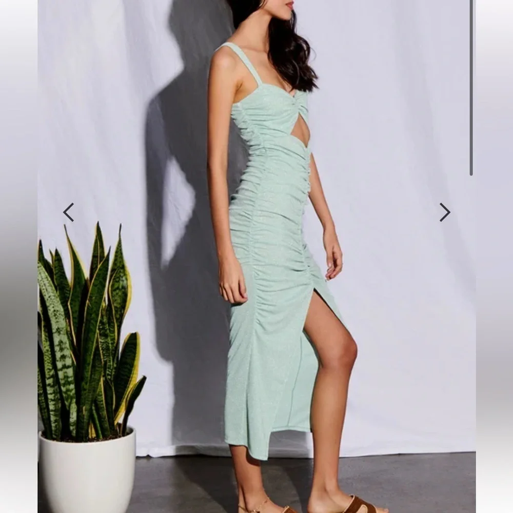 Saylor Merilyn Dress in Mint Shimmer size XS